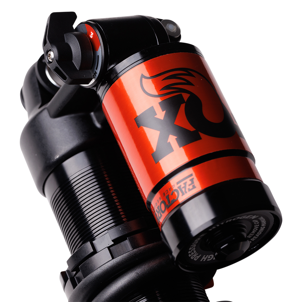 https://serenity-foxfactory.asset.akeneo.cloud/fox_asset_family/media/853_04_001_P_05_SHOCK_A.png